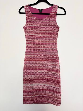 Robe moulante H&M rose motifs – taille XS