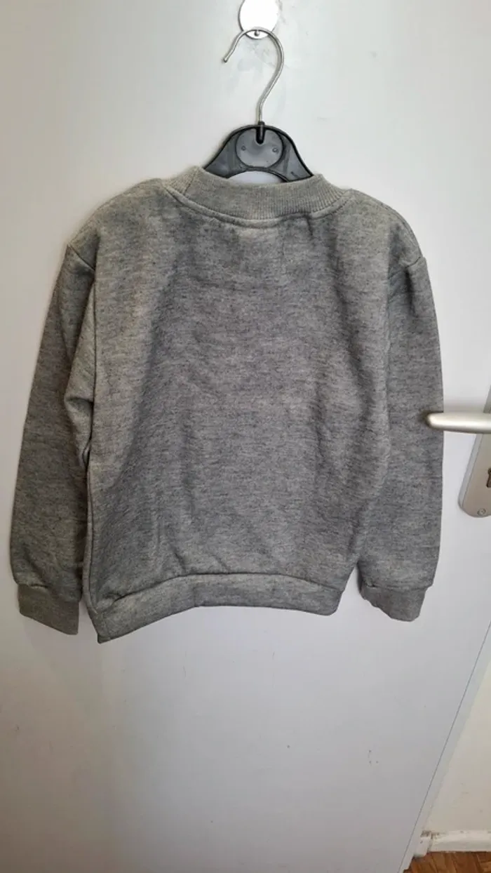 Sweat chaud Taille 8 ans - photo numéro 3