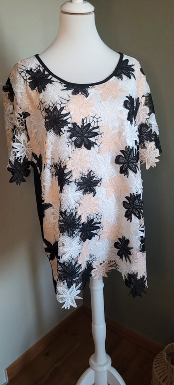 Jolie blouse en dentelle Purple Rose Taille XXL - photo numéro 3