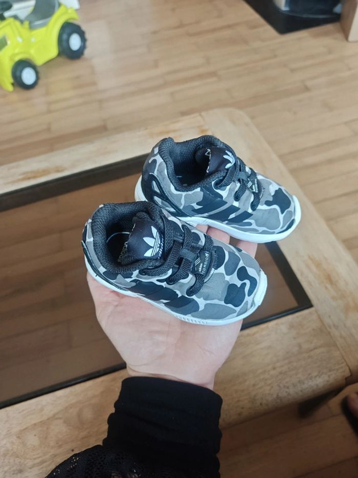Baskets Adidas p.19