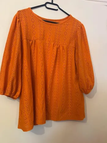 Jolie haut orange