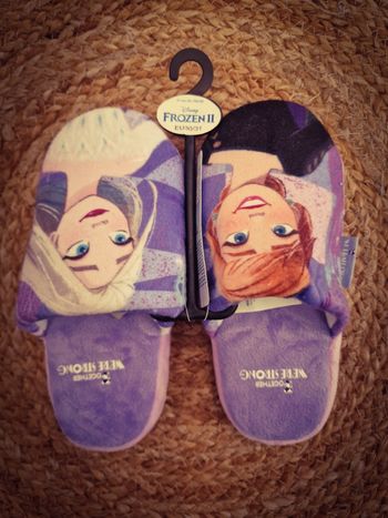 Pantoufle reine des neiges