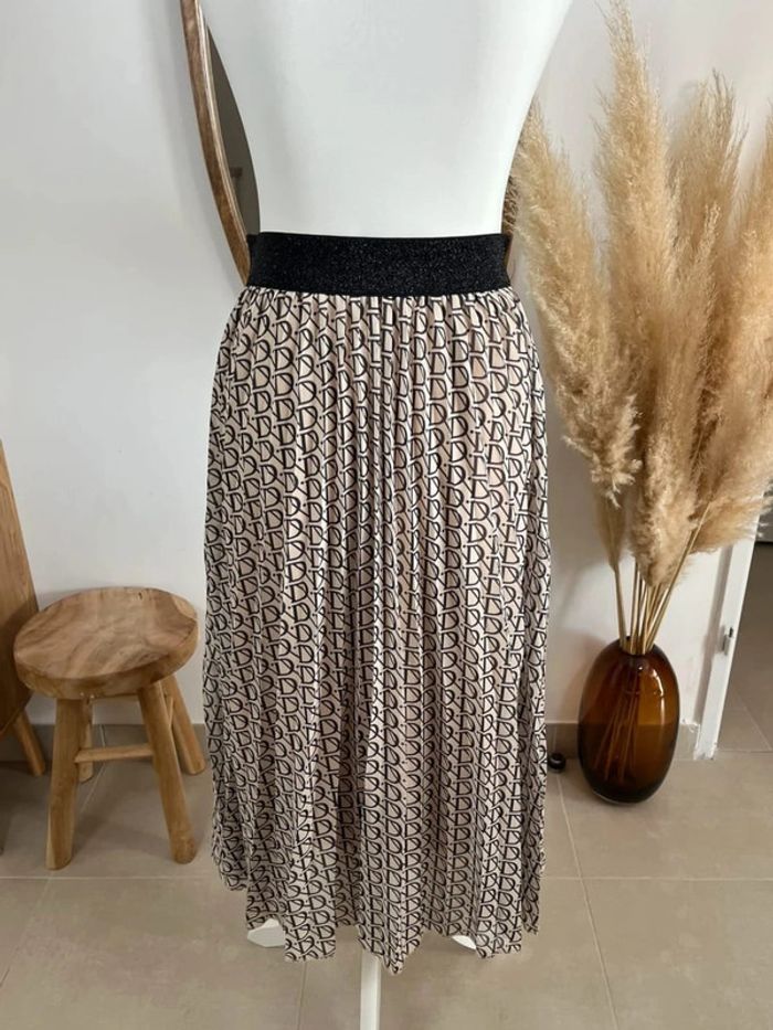 Jupe midi avec monogramme D - photo numéro 5