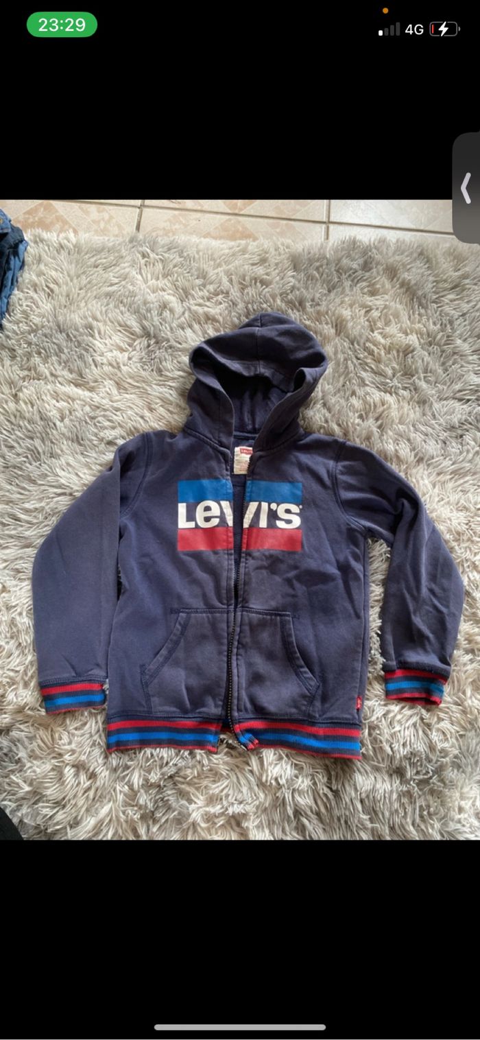 Veste Lévis