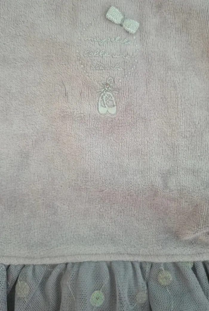 Robe Absorba 1 mois - photo numéro 2