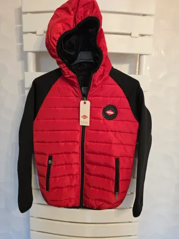 veste rouge et noire Lee Cooper