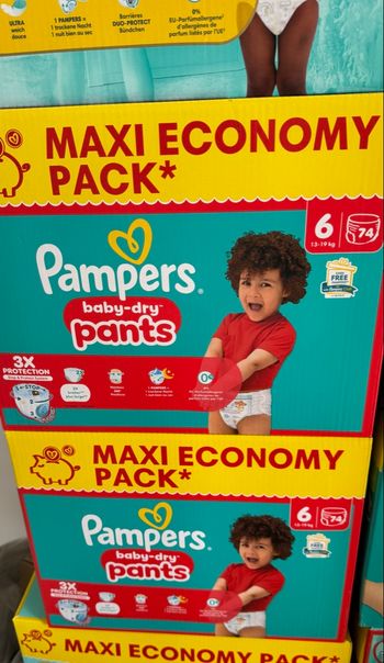 148 couches pants Pampers taille 6 