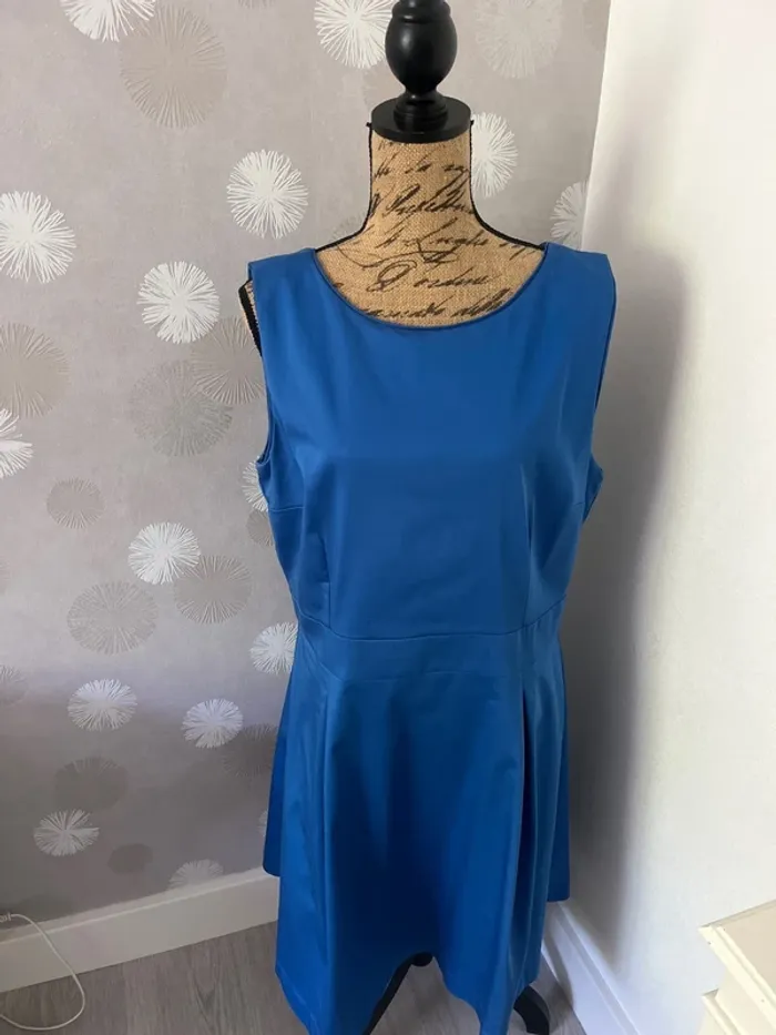 Robe bleue