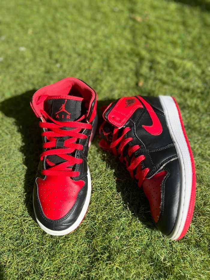 Nike Air Jordan Mid  rouge et noir - Taille 36 - photo numéro 10