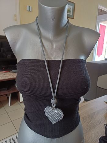 Collier cœur gris
