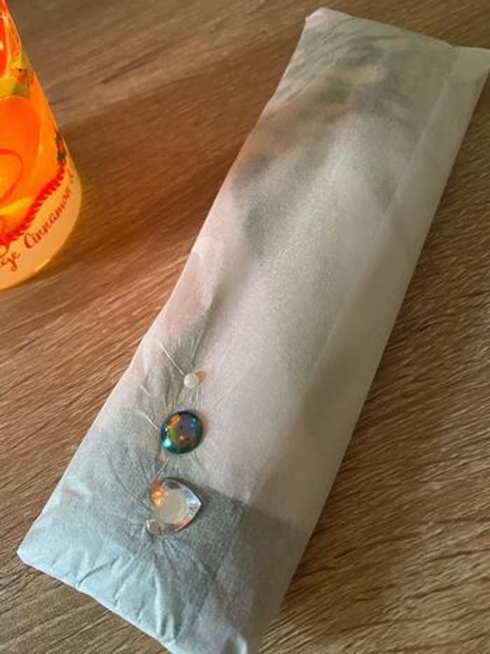 Superbe foulard verts et blanc - photo numéro 2