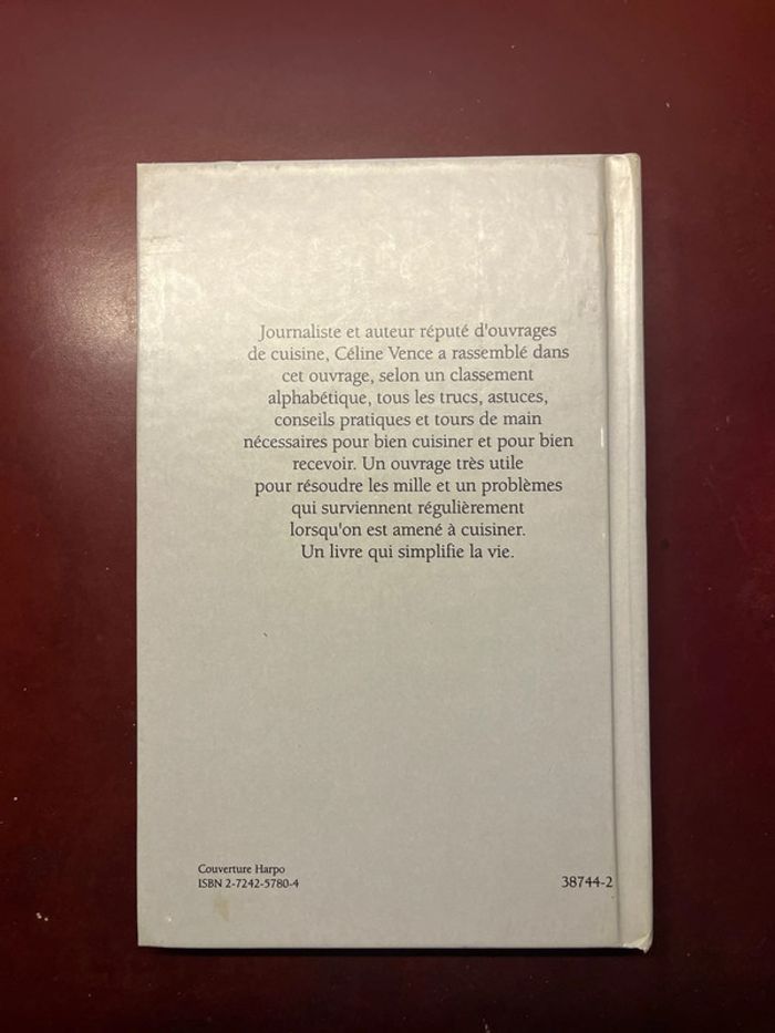 Livre de cuisine traditionnelle “Trucs et astuces de cuisine” - photo numéro 2