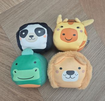 Set de 4 balles doudous jungle

