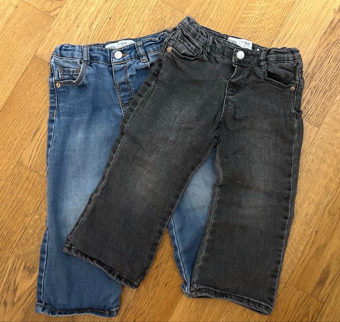 Lot 2 jeans fille 18–24 mois