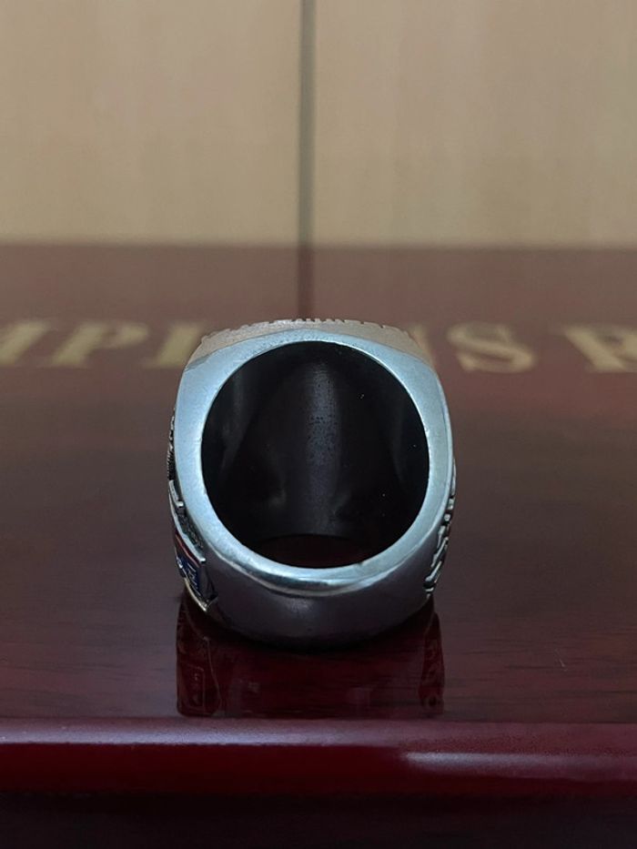 Bague NBA Pistons - photo numéro 4
