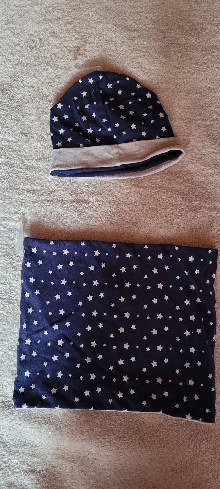 Ensemble bonnet + cache cou