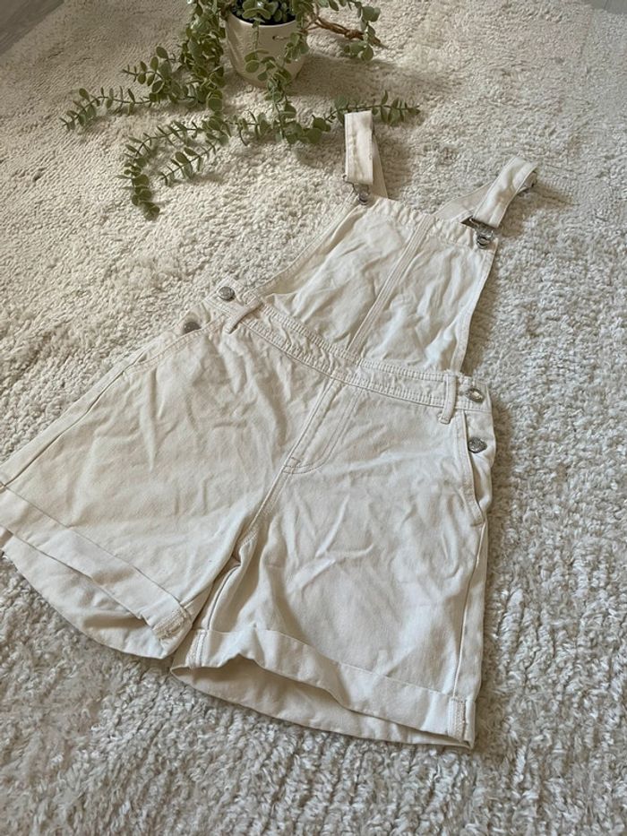 Combishort salopette en jeans - photo numéro 2