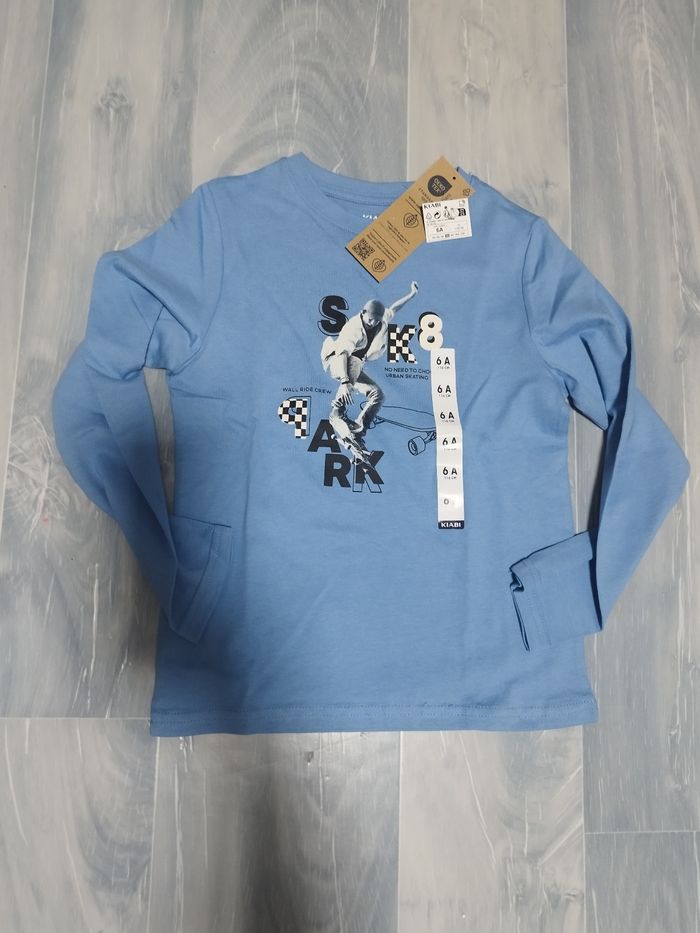 Tee shirt + pantalon - photo numéro 2