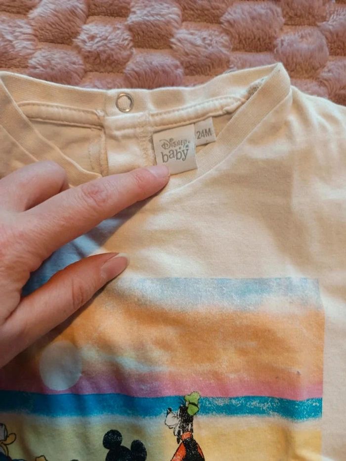 T shirt disney baby 24m tbe - photo numéro 2