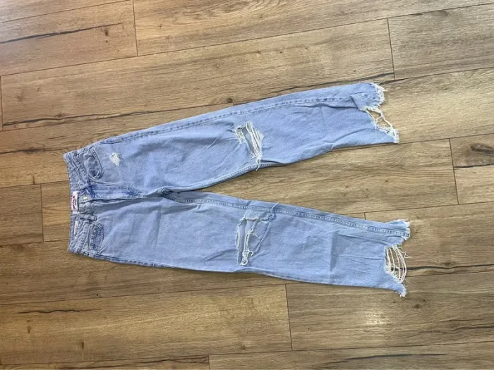 Jean taille haute Jennyfer - photo numéro 2