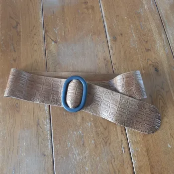 Ceinture large avec passant en cuir marron
