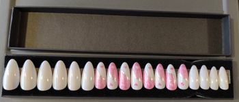 Press on nails blanc et rose