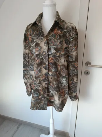 Chemise vintage faite main oversize imprimé feuillage – Pièce unique – T. M/L