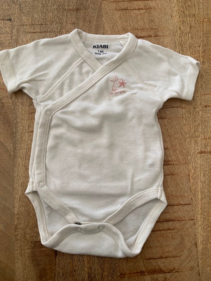 Body 1 mois