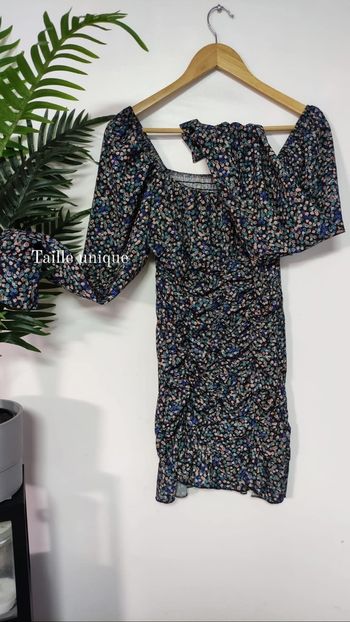 Magnifique robe manches longues