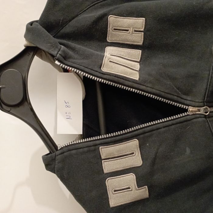 pull "PUMA" 10 ans avec tâches - photo numéro 4