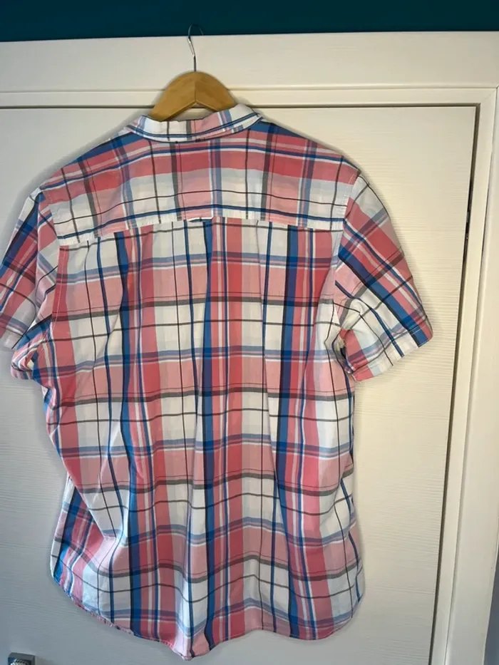 🔹 Chemise à Carreaux Rose, Bleu et Blanc – Kiabi 🔹 - photo numéro 3
