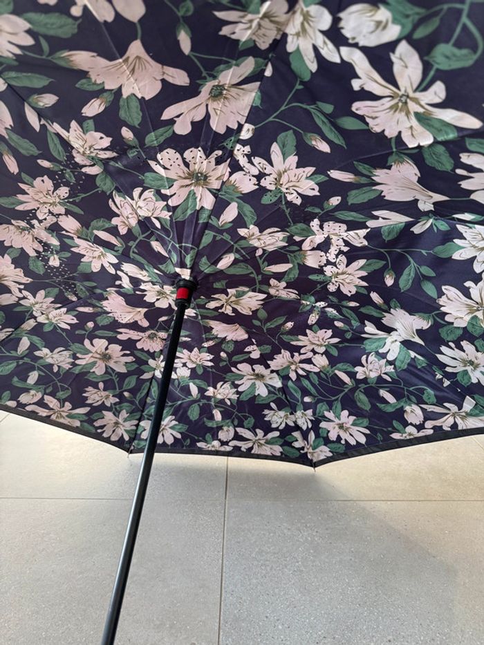 Parapluie automatique très bon état, multicolore - photo numéro 2