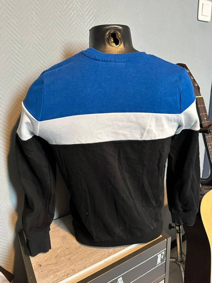 Pull Playstation - photo numéro 2