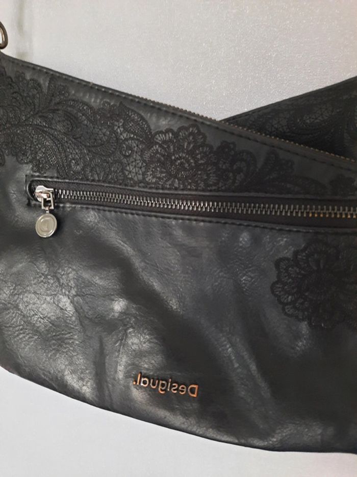 Sac à Mains Noir Desigual Melody Harry Mini - photo numéro 4