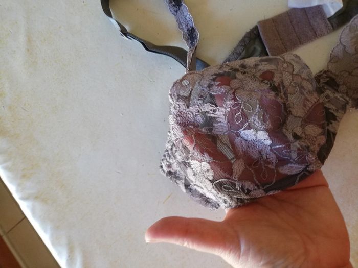 Soutien-gorge balconnets gris t. 90B? - photo numéro 4