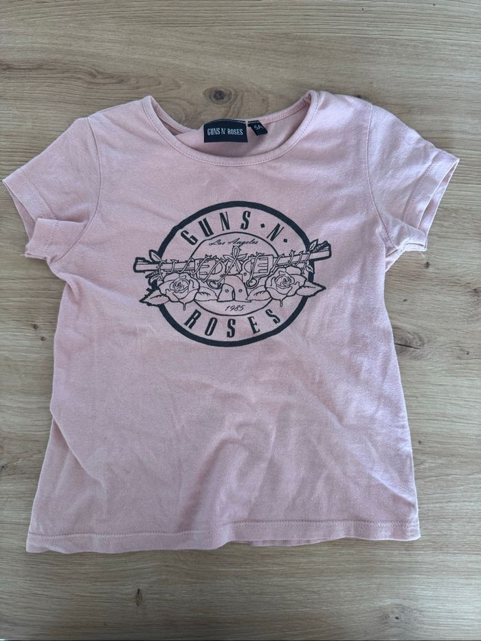 T-shirt