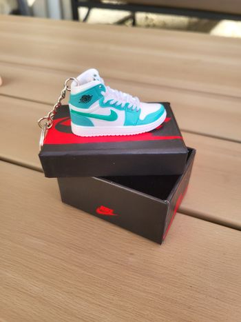 porte clé basket nike