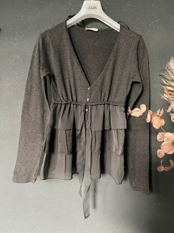 Gilet fin à volants devant et derrière