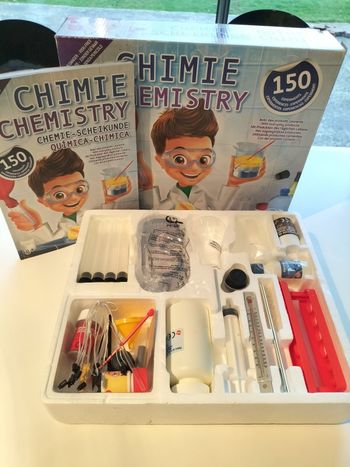 Kit le petit chimiste