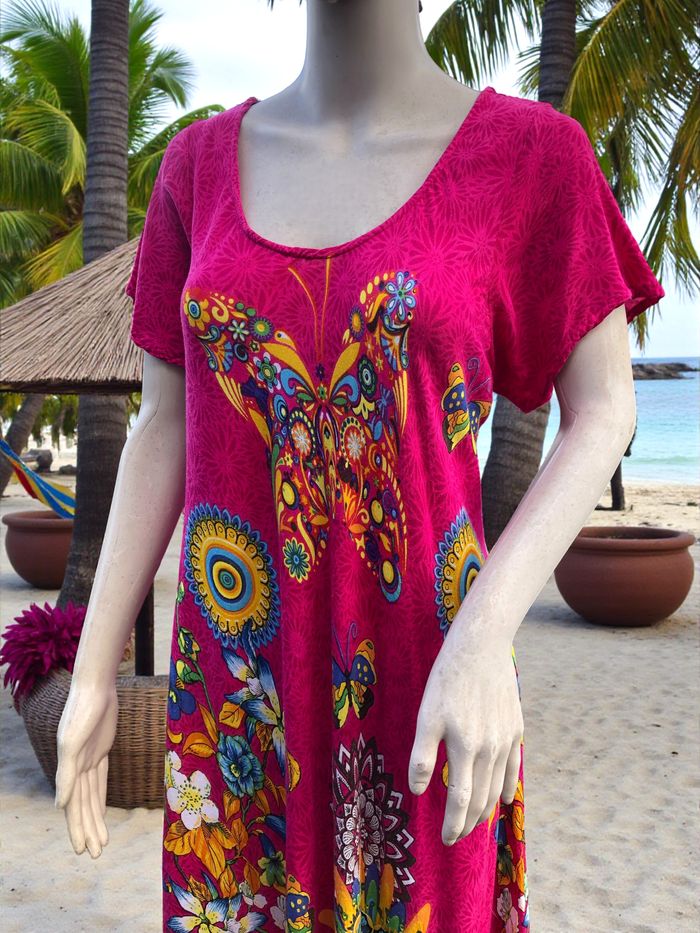 ROBE DE PLAGE FEMME ASYMÉTRIQUE TEINTES LUMINEUSES & MOTIF FLEURS ET PAPILLONS L - photo numéro 6