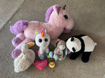 Lot de peluches en bon état