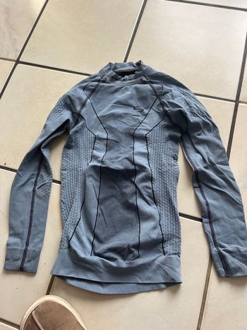 Haut garçon sport 6-8 ans 