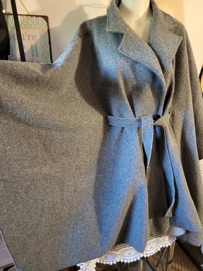 Manteau poncho - photo numéro 2