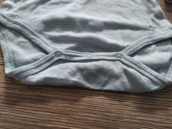 Body bleu ciel - photo numéro 2