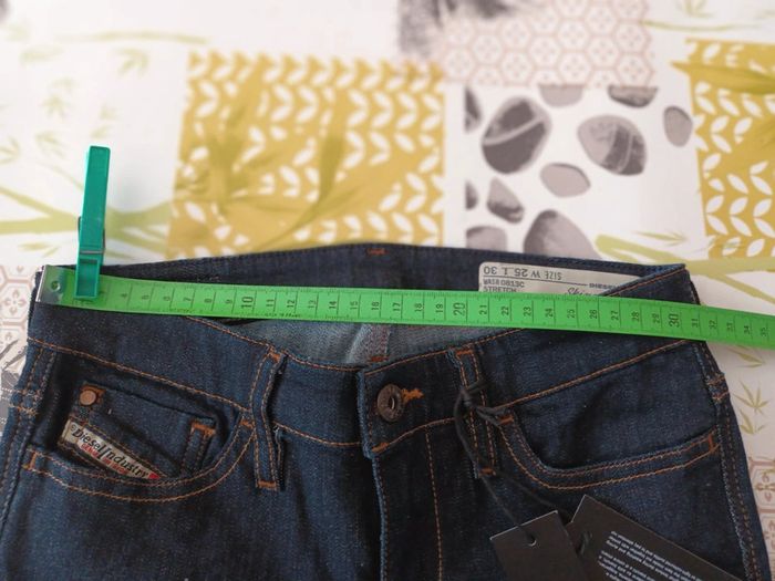 Jeans Diesel taille W 25 - L 30 - photo numéro 11