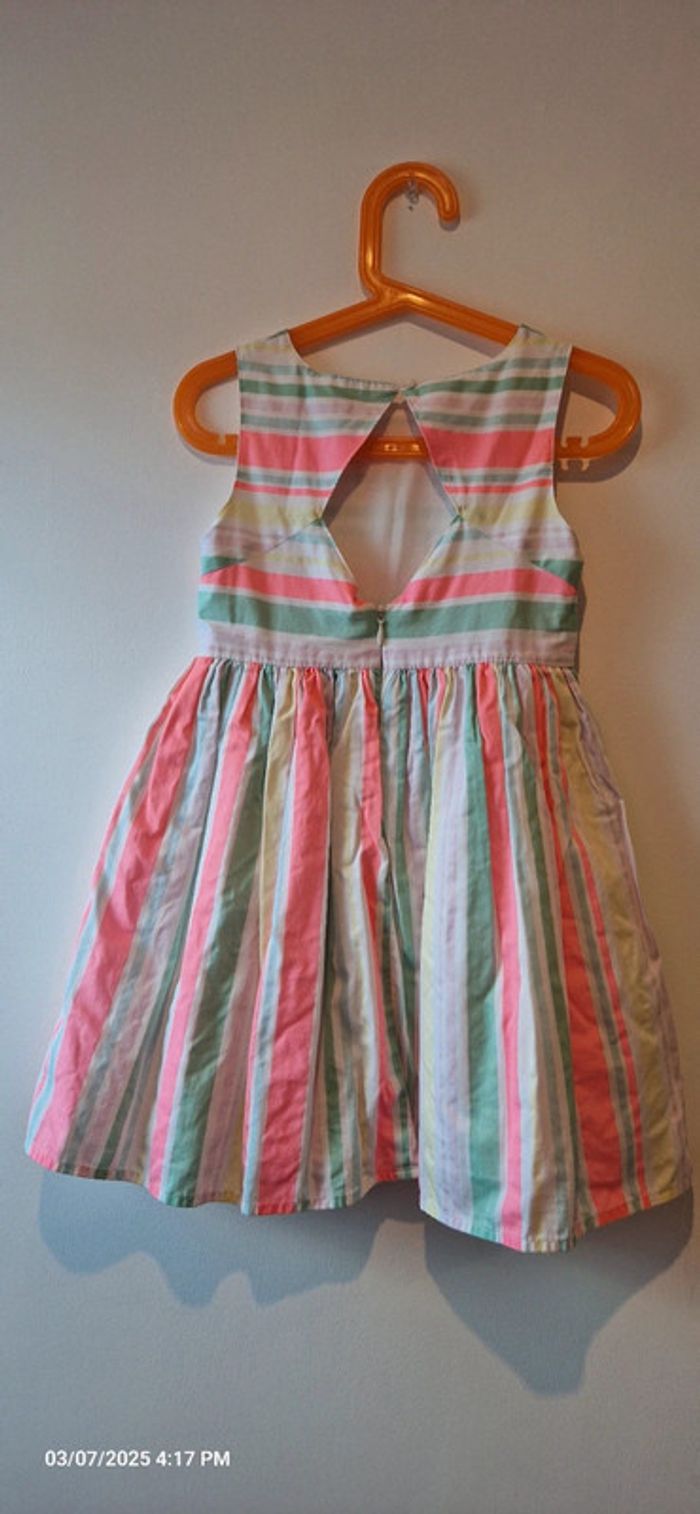 💞 Robe 4 / 5 ans ou 110 cm échancrée Dos 💞 - photo numéro 3