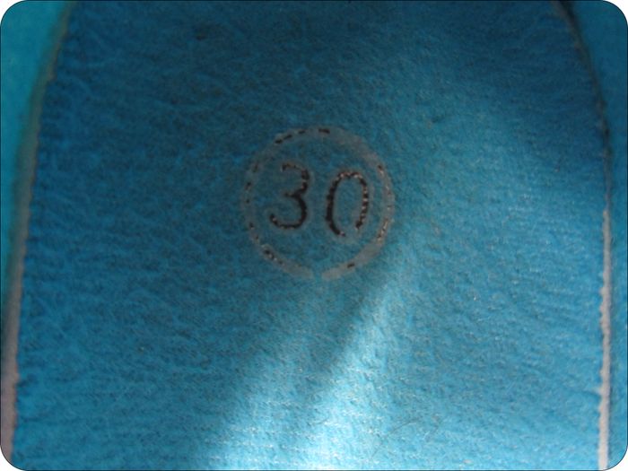 Pantoufles T.30 - photo numéro 9
