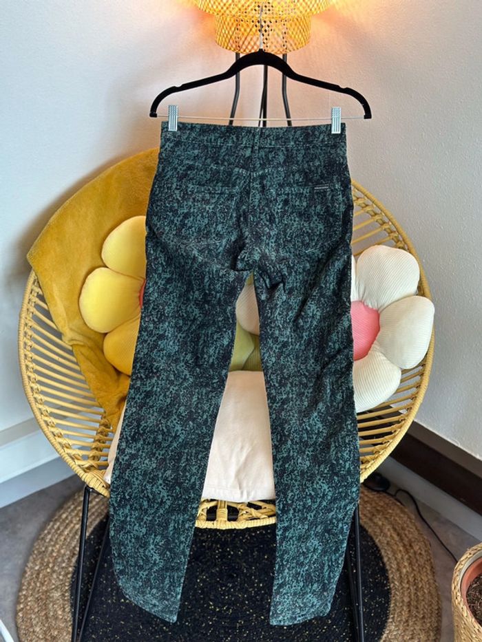 Pantalon slim Maison Scotch en velours vert et noir - Taille 36 - photo numéro 4