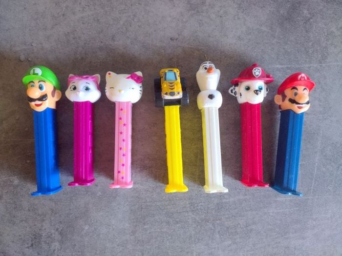 Lots 7 Pez