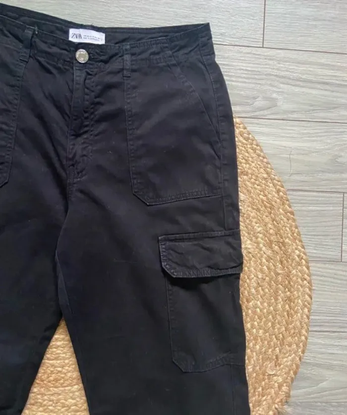 Pantalon cargo femme noir Zara Taille 40 - photo numéro 4